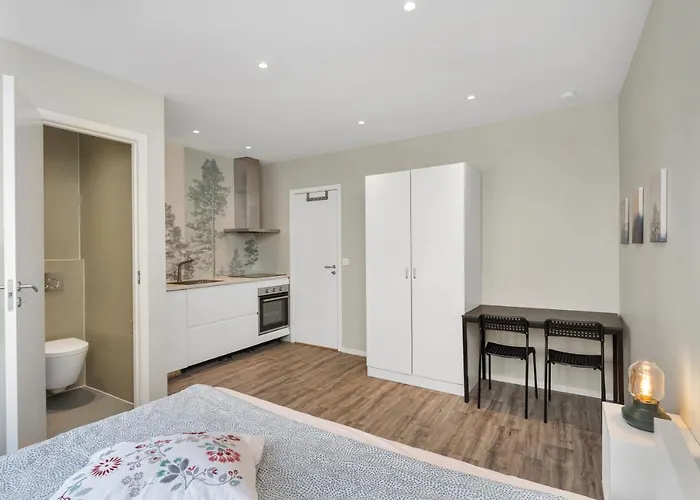 Central Studio Apartment Apt 103